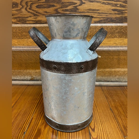Give Thanks Metal Milk Can - Picture 2 of 4